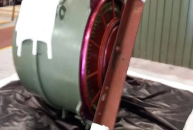 Rail Locomotive alternator